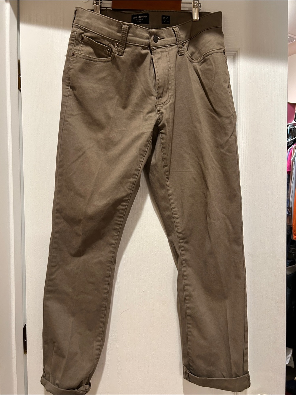 Lucky Brand Men's Khaki Straight Chino Pants